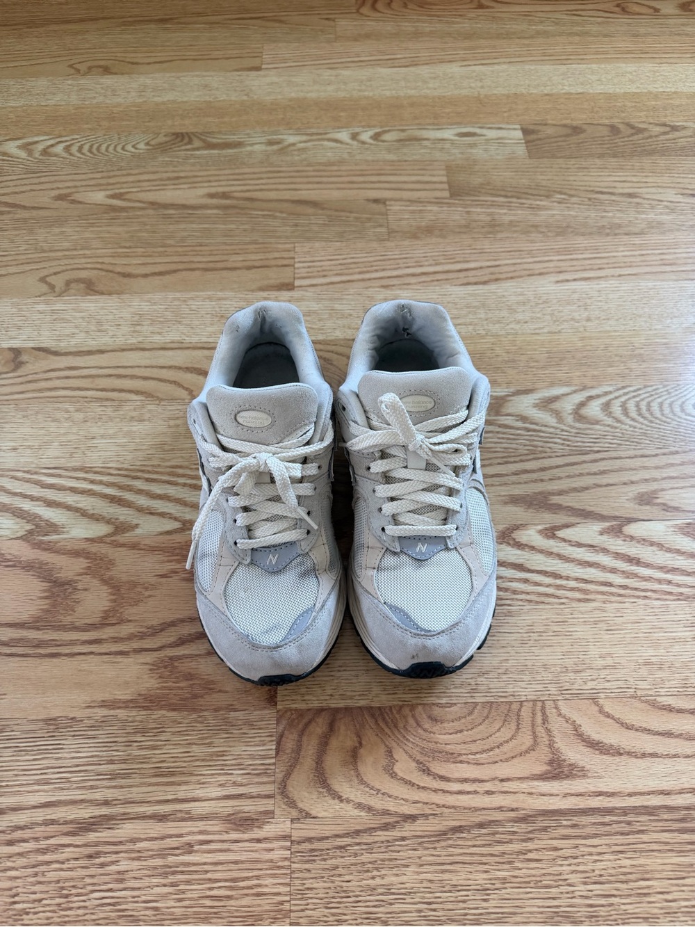 New Balance Beige 2002R Sneakers